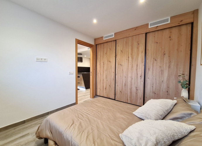 Apartment Middle Floor in Estepona - 8