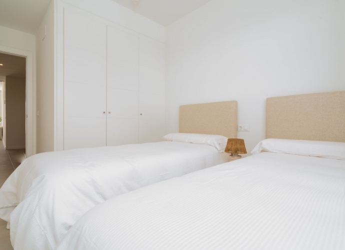 Apartment Middle Floor in Estepona - 10