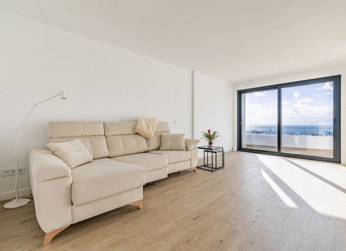 Apartment Middle Floor in Estepona - 4