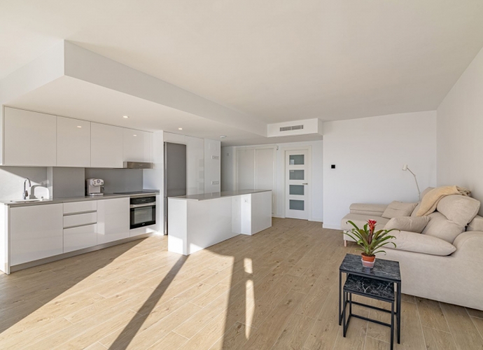 Apartment Middle Floor in Estepona - 5