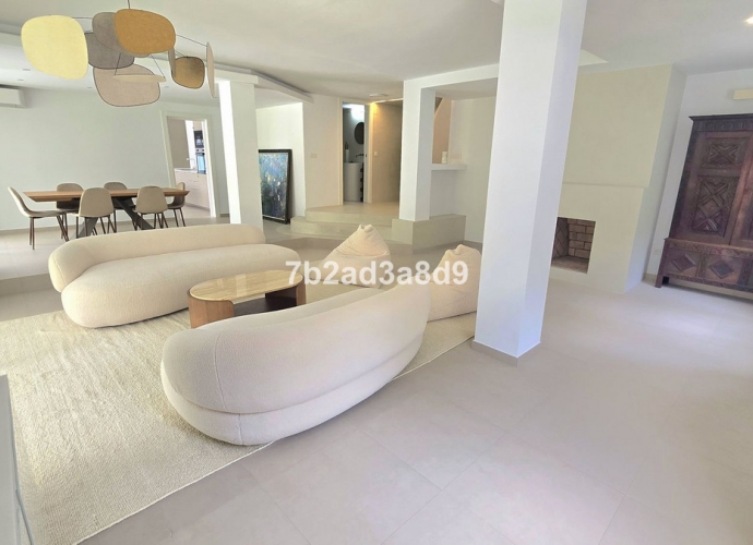 Villa indépendante situé à Elviria - 5