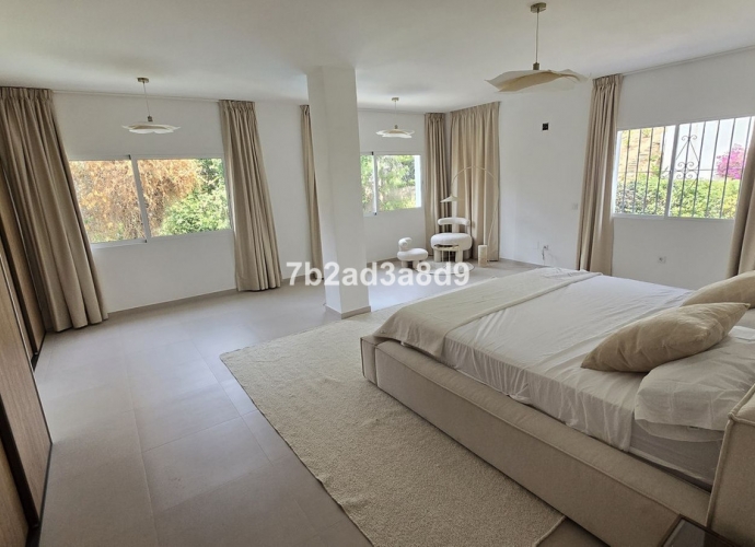 Villa indépendante situé à Elviria - 8