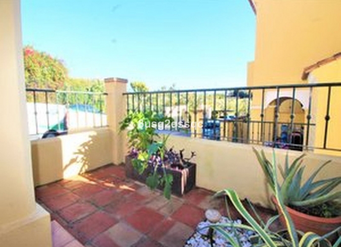 Villa Semi Detached in Estepona - 2