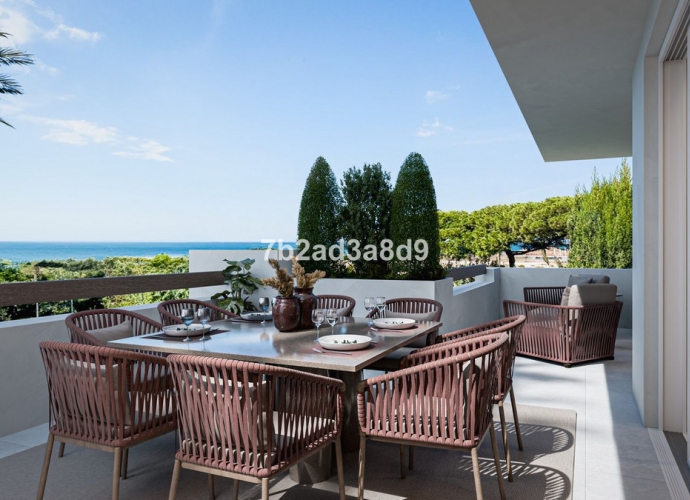 Apartment Middle Floor in Los Monteros - 6