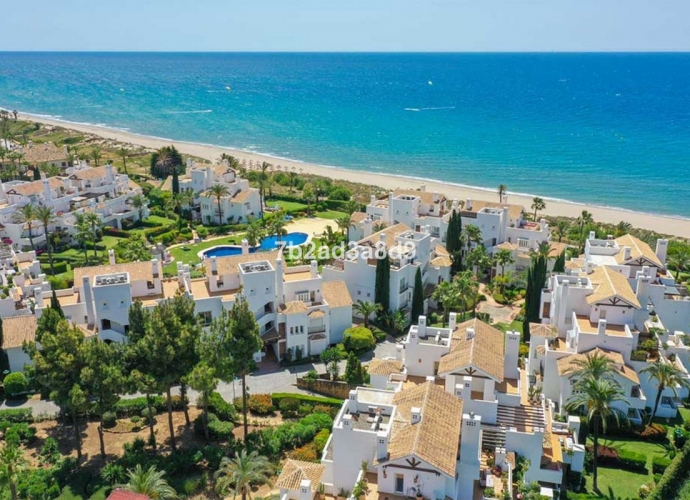 Apartment Middle Floor in Los Monteros - 9