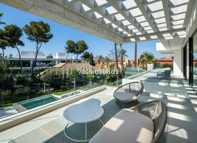 Villa Detached in Nueva Andalucía Villas en Nueva Andalucia  - 8