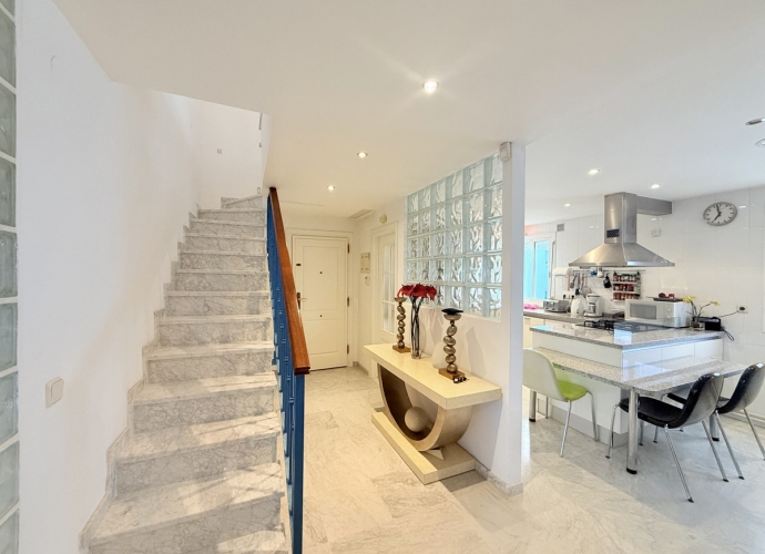 Duplex situé à The Golden Mile Marbella Real  - 3