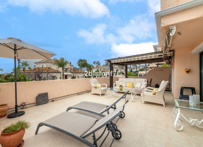 Apartment Middle Floor in Elviria - 4