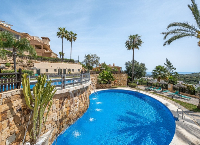Apartment Middle Floor in Elviria - 1