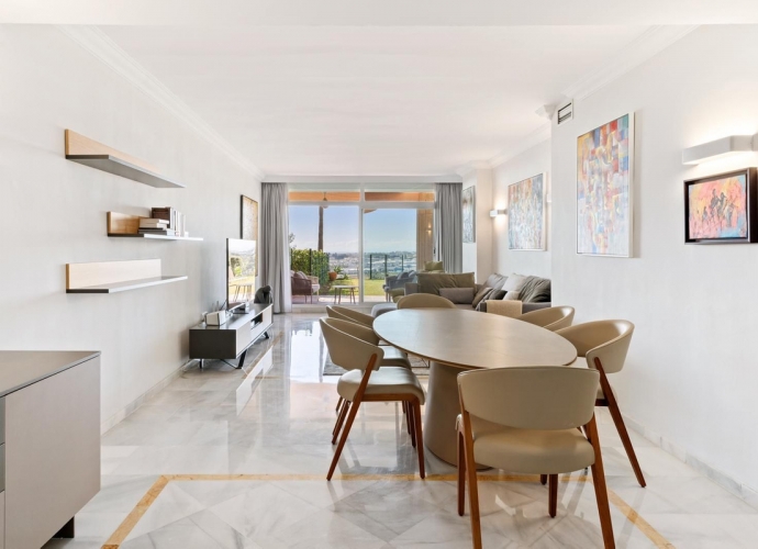 Apartment Ground Floor in Nueva Andalucía Magna Marbella  - 3