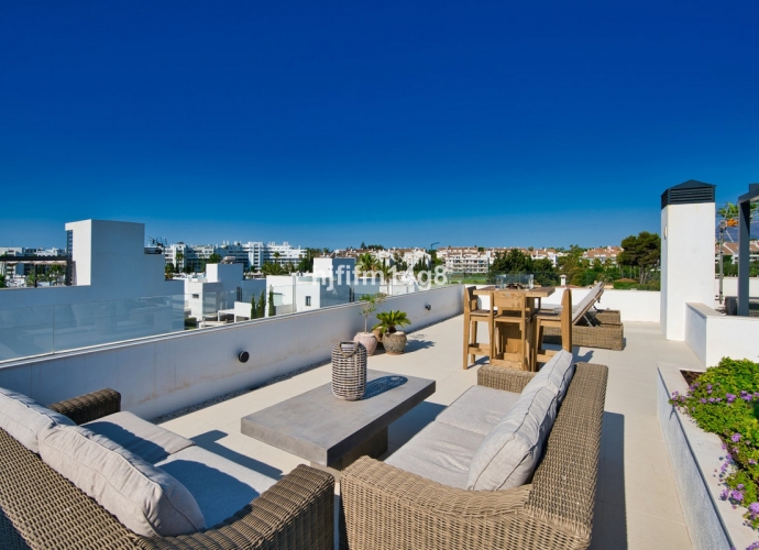 Villa Detached in San Pedro de Alcántara - 4