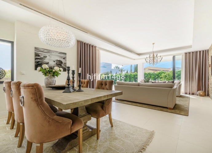 Villa Detached in San Pedro de Alcántara - 8
