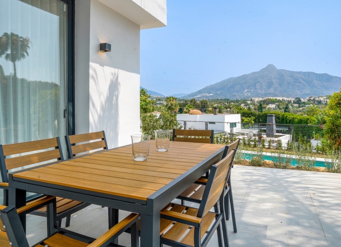 Villa Independiente en Nueva Andalucía Villas en Nueva Andalucia  - 2