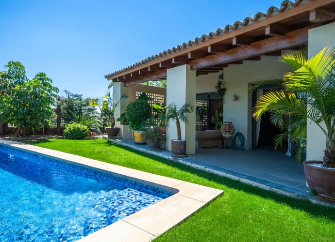 Villa Detached in Sierra Blanca - 3