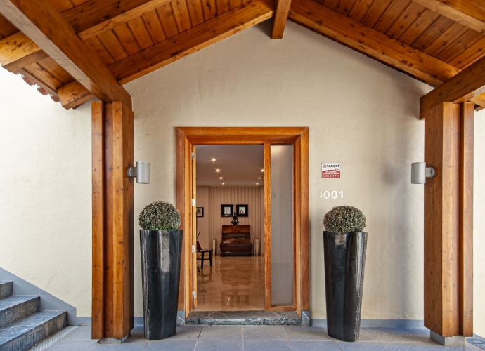 Villa Detached in Sierra Blanca - 4