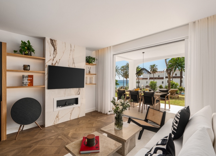 Appartement milieu d’Etage situé à The Golden Mile Coral Beach  - 1