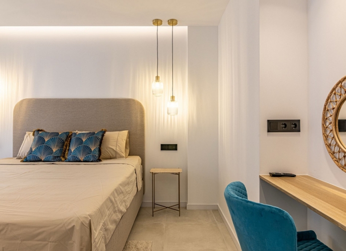Appartement milieu d’Etage situé à Nueva Andalucía La Maestranza  - 3