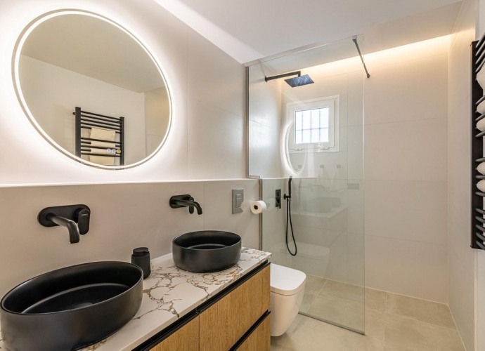 Appartement milieu d’Etage situé à Nueva Andalucía La Maestranza  - 6