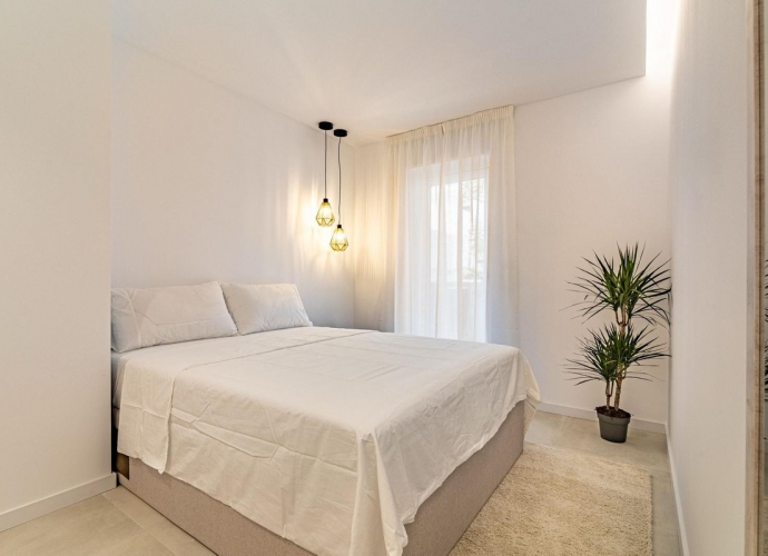 Appartement milieu d’Etage situé à Nueva Andalucía La Maestranza  - 7