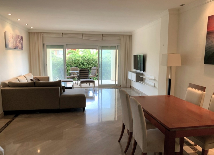 Apartamento Planta Baja en Bahía de Marbella - 3