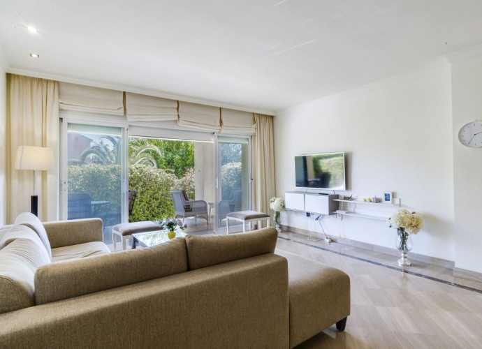 Apartment Ground Floor in Bahía de Marbella - 6