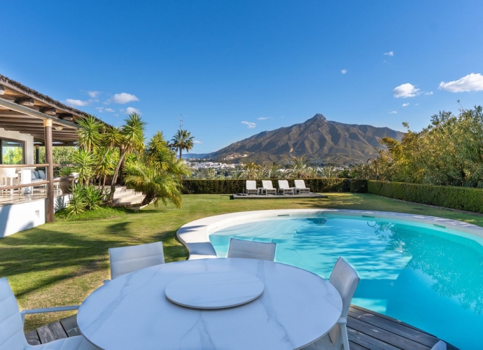 Villa Independiente en Nueva Andalucía Villas en Nueva Andalucia  - 4