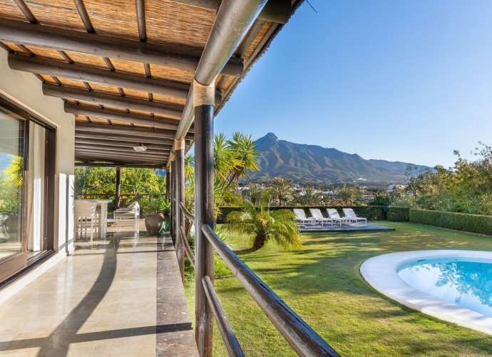 Villa Independiente en Nueva Andalucía Villas en Nueva Andalucia  - 6