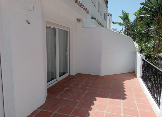 Townhouse Terraced in Nueva Andalucía Los Naranjos  - 8