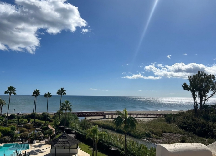 Apartamento Planta Baja en New Golden Mile - 2