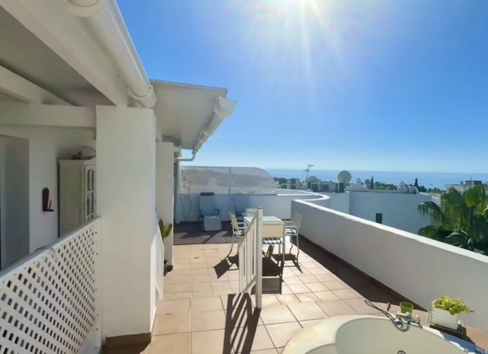 Duplex situé à The Golden Mile Marbella Real  - 1