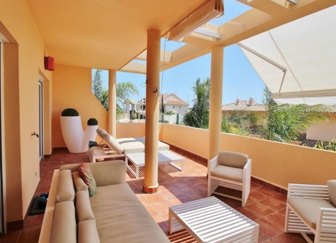 Appartement milieu d’Etage situé à Nueva Andalucía Vista Real  - 5
