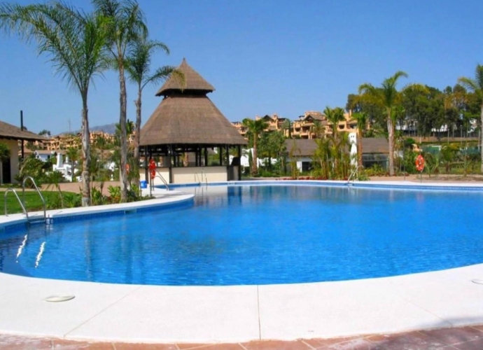 Apartamento Planta Media en New Golden Mile - 3