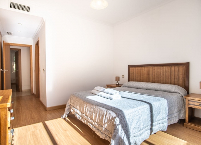 Apartamento Planta Media en New Golden Mile - 8