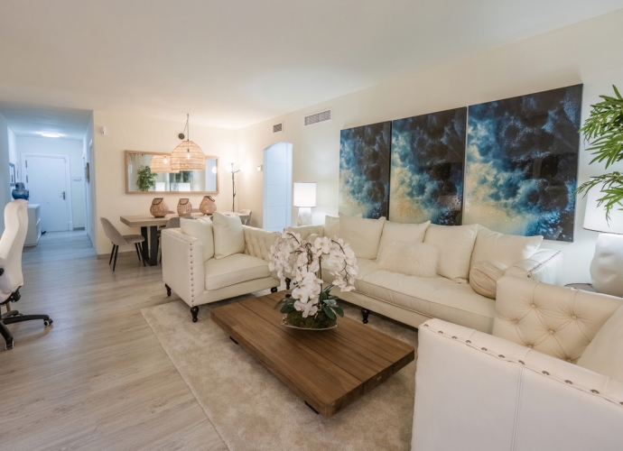 Apartment Ground Floor in The Golden Mile - 2