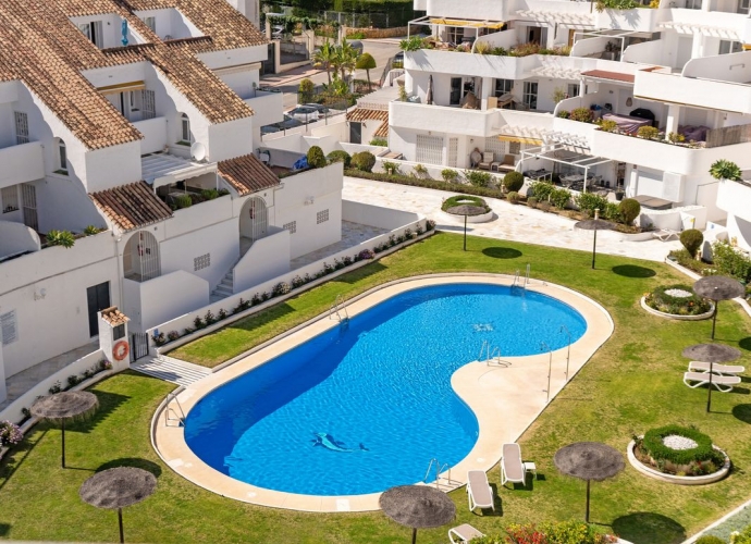 Apartment Penthouse Duplex situé à Nueva Andalucía El Dorado  - 3