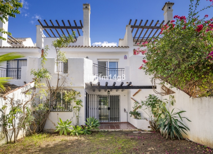 Maison de Ville situé à Nueva Andalucía Los Naranjos  - 2