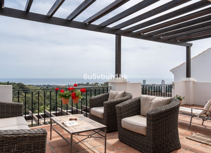 Apartment Penthouse Duplex in Los Monteros - 4