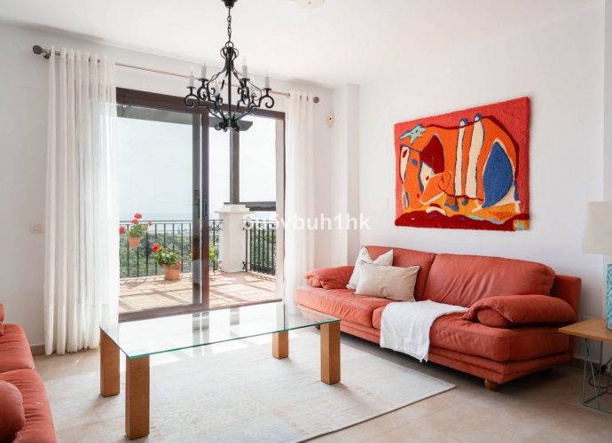 Apartment Penthouse Duplex in Los Monteros - 8