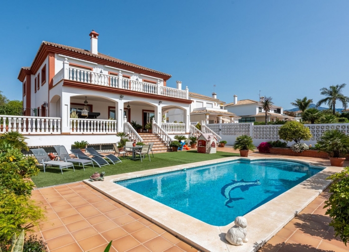 Villa Detached in San Pedro de Alcántara - 2