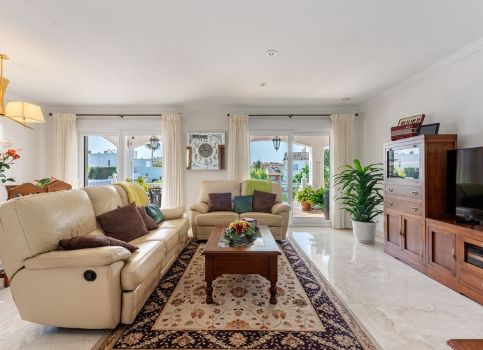 Villa Detached in San Pedro de Alcántara - 7