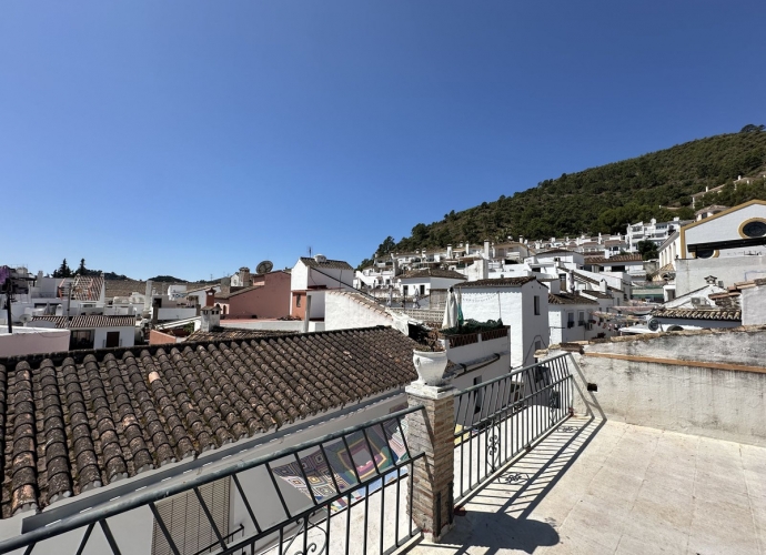 Townhouse Semi Detached in Benahavís - 3