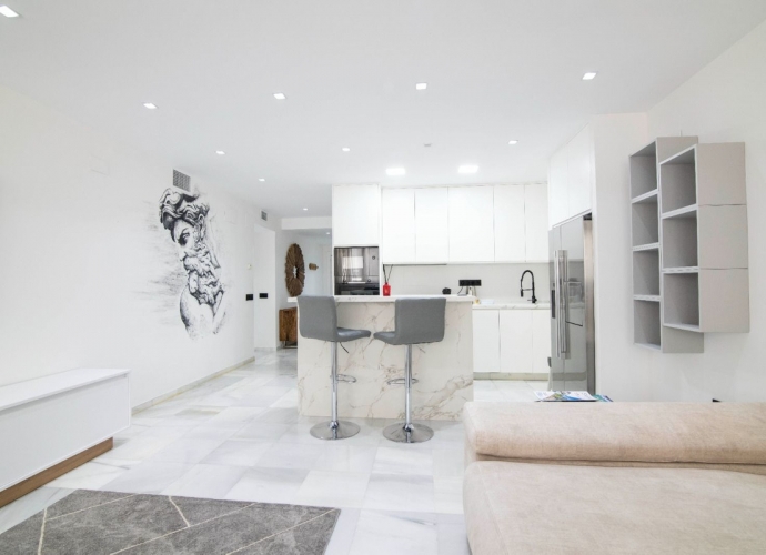 Appartement milieu d’Etage situé à Puerto Banús - 4