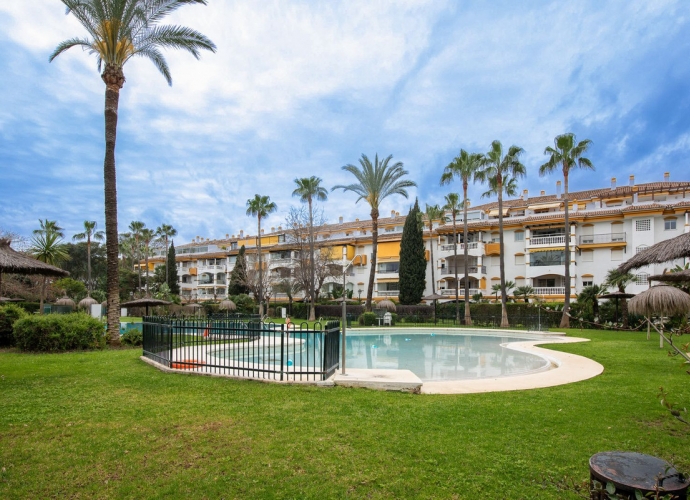 Duplex situé à Nueva Andalucía Dama de Noche  - 1