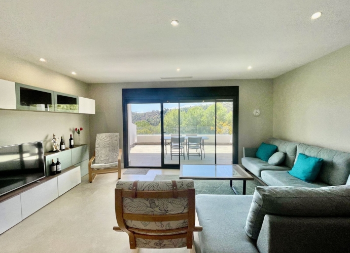 Apartamento Planta Media en Estepona - 8