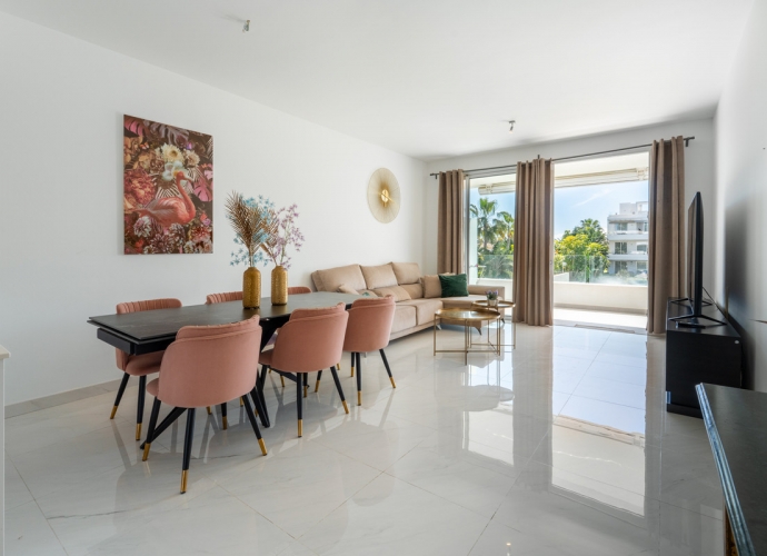 Apartamento Planta Media en Estepona - 7