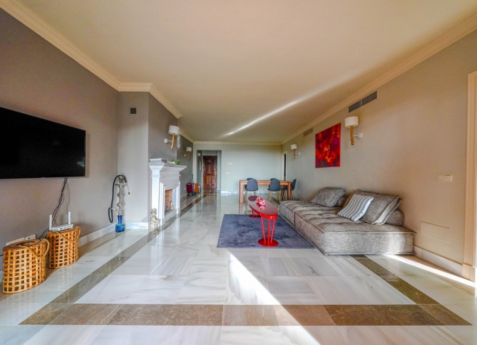 Appartement milieu d’Etage situé à Monte Halcones - 4