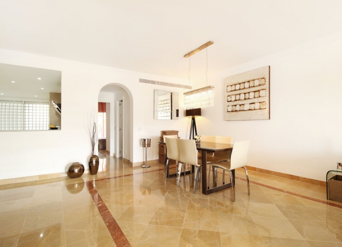 Apartamento Planta Baja en La Quinta - 8