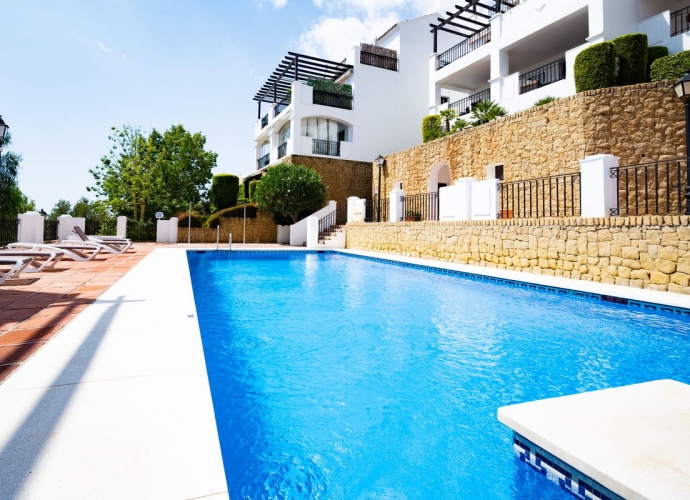 Apartment Penthouse Duplex in Los Monteros - 4