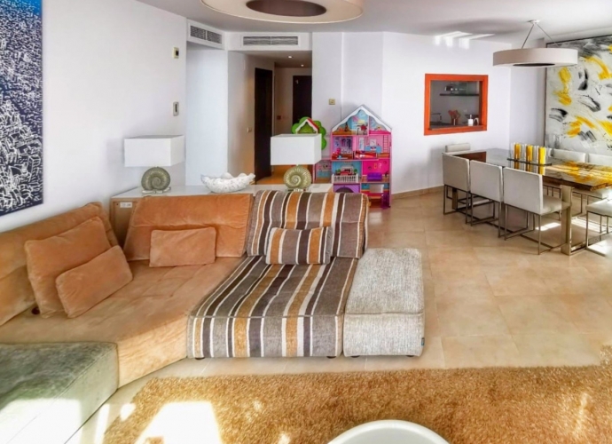 Apartment Penthouse Duplex in Los Monteros - 10