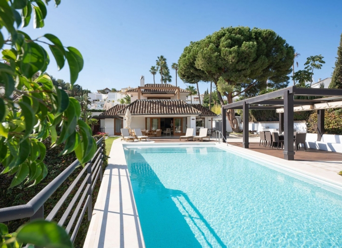 Villa Independiente en Nueva Andalucía Villas en Nueva Andalucia  - 1